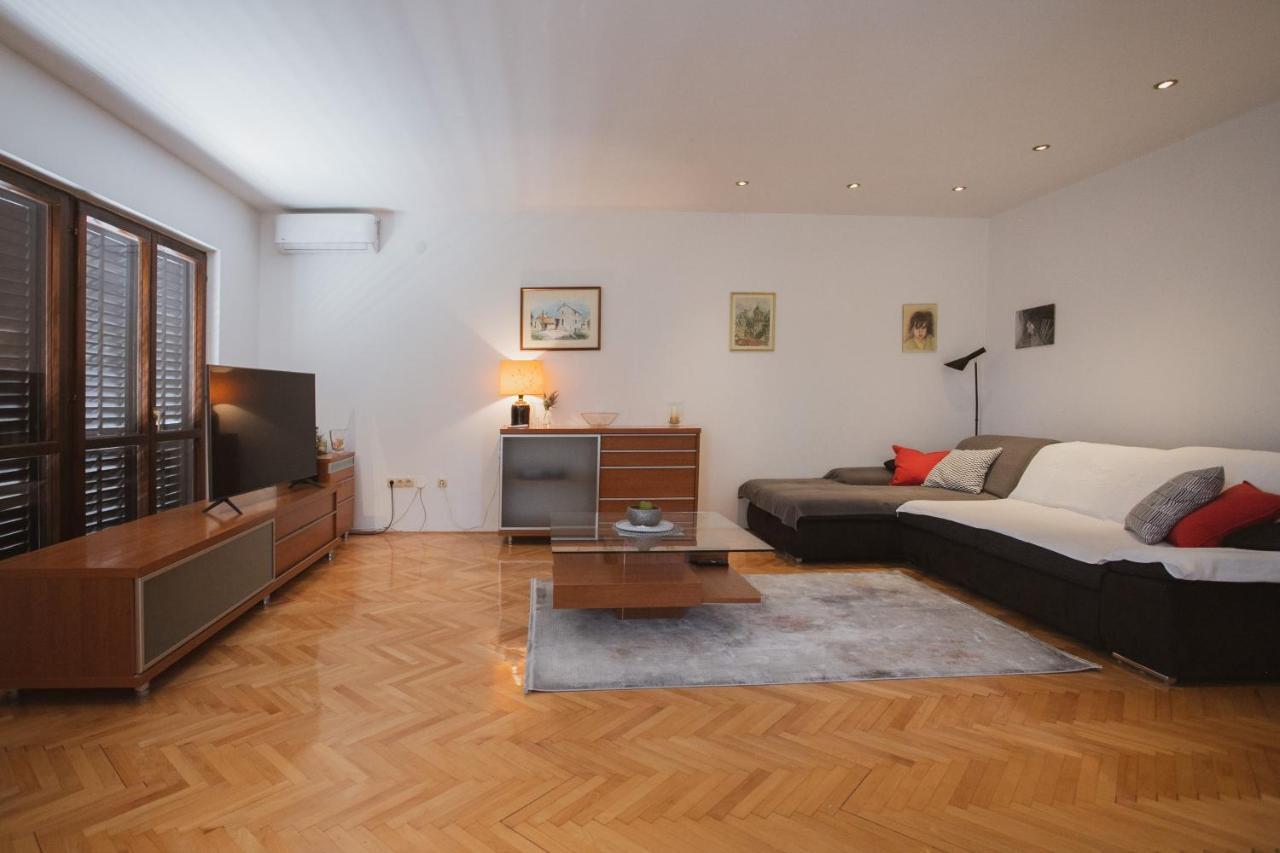Comfort Sea View Apartment Dugi Rat Εξωτερικό φωτογραφία
